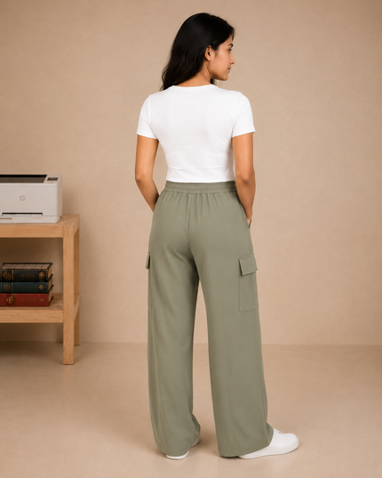 Premium quality wide-leg cargo trouser